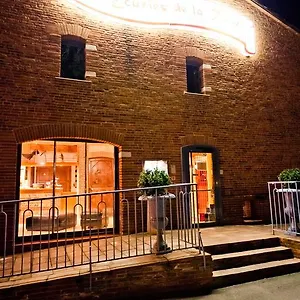 https://les-ecuries-de-la-tour.midi-pyreneeshotels.com